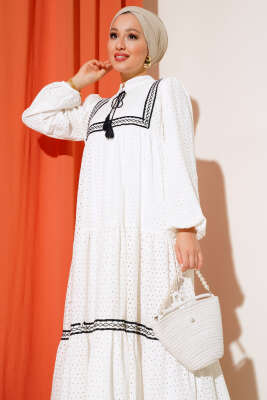 Dantel Detaylı Brode Elbise Ekru - Tesettür Elbise