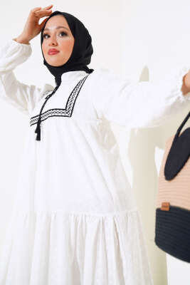 Dantel Detaylı Bronde Elbise Ekru - Tesettür Elbise