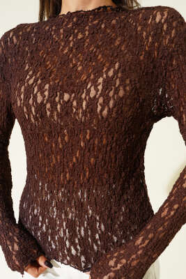 Dantel Detaylı Büzgülü Bluz Kahve - Kadın Giyim Modelleri