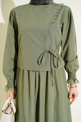 Dantel Detaylı Poplin Jile Elbise Haki - Elbise