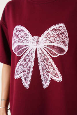 Dantel Fiyonk Baskılı T-shirt Bordo - Kadın Giyim Modelleri