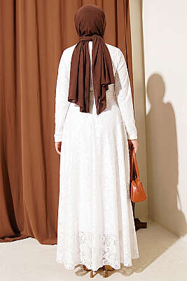 Dantel Nakışlı Kuşaklı Abiye Elbise Ekru - Elbise