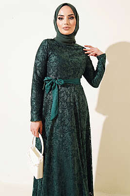 Dantel Nakışlı Kuşaklı Abiye Elbise Zümrüt - Elbise