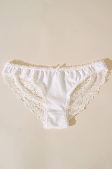 Dantel Süslemeli Bayan Külot Ekru - İç Giyim