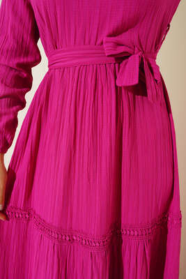 Dantel Süslemeli Kuşaklı Elbise Fuşya - Tesettür Elbise