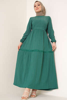Dantel Süslemeli Kuşaklı Elbise Zümrüt Yeşili 