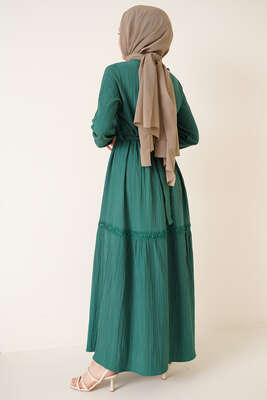 Dantel Süslemeli Kuşaklı Elbise Zümrüt Yeşili - Tesettür Elbise