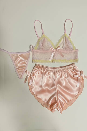 Dantelli 3'lü Büstiyer Takım Yavru Ağzı - Desteksiz Sütyen Takım