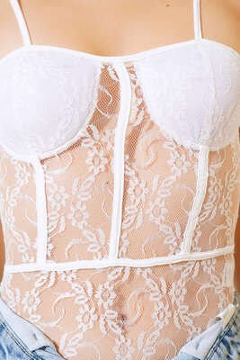 Dantelli Çıtçıtlı Body Beyaz - Kadın Giyim Modelleri