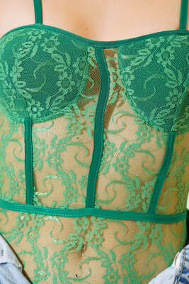 Dantelli Çıtçıtlı Body Yeşil - Kadın Giyim Modelleri