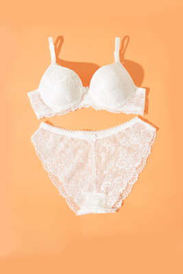 Dantelli Destekli Sütyen Takım Ekru - Yılın Fırsatı