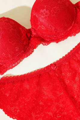 Dantelli Destekli Sütyen Takım Kırmızı - Yılın Fırsatı