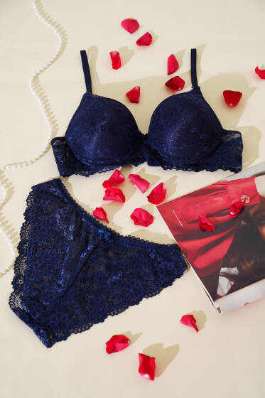 Dantelli Destekli Sütyen Takım Lacivert - Destekli Sütyen Takım