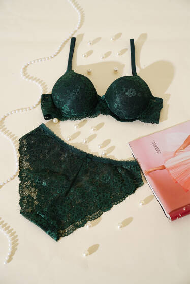 Dantelli Destekli Sütyen Takım Zümrüt Yeşili - Destekli Sütyen Takım