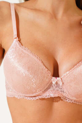 Dantelli Desteksiz Sütyen Pudra - İndirim İç Giyim