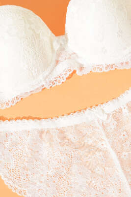 Dantelli Desteksiz Sütyen Takım Ekru - Yılın Fırsatı