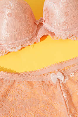 Dantelli Desteksiz Sütyen Takım Pudra - İndirim İç Giyim