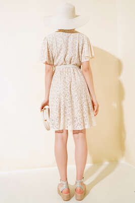 Dantelli Hasır Kemerli Elbise Bej - Kadın Giyim Modelleri