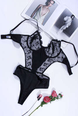 Dantelli İp Askılı Bodysuit Siyah - İndirim İç Giyim