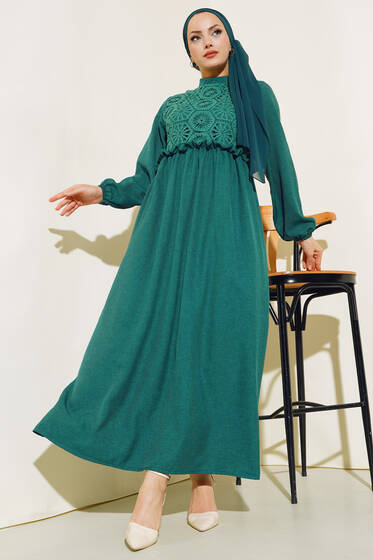 Dantelli Keten Elbise Zümrüt - Tesettür Elbise