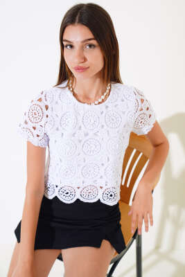 Dantelli Kısa Kol Bluz Beyaz - Kadın Giyim Modelleri