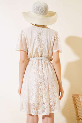 Dantelli Kısa Kol Elbise Bej - Kadın Giyim Modelleri