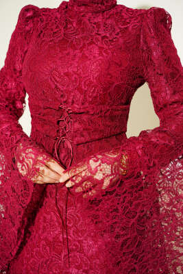 Dantelli Kol Volanlı Balık Model Abiye Bordo - Elbise