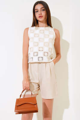 Dantelli Sıfır Kol Bluz Ekru - Yeni Giyim