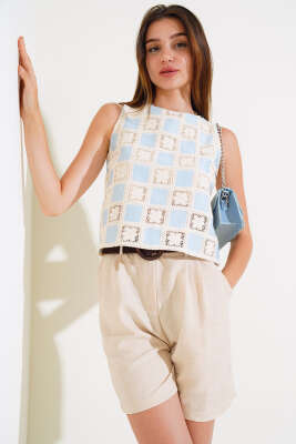 Dantelli Sıfır Kol Bluz Mavi - Yeni Giyim