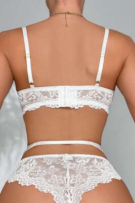 Dantelli Taşlı Kalpli Fantezi İç Giyim Beyaz - Fantezi İç Giyim