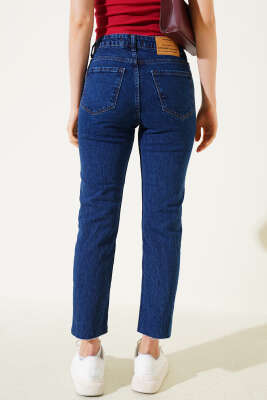 Dar Kesik Paça Mom Kot Pantolon Mavi - Kadın Giyim Modelleri