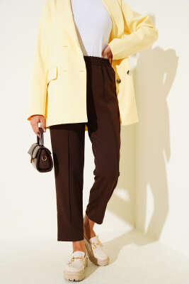 Dar Paça Bel Lastikli Çımalı Pantolon Kahve 