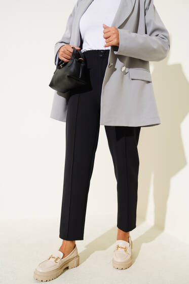 Dar Paça Bel Lastikli Çımalı Pantolon Siyah - Pantolon