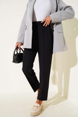 Dar Paça Bel Lastikli Çımalı Pantolon Siyah - Yılın Fırsatı