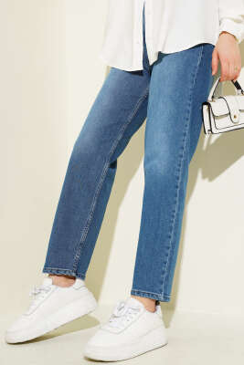 Dar Paça Düğmeli Mom Jean Pantolon Kot Mavisi - 300-500 TL Ürünler
