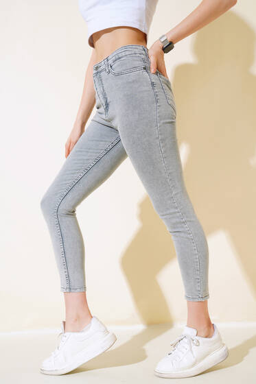 Dar Paça Kot Pantolon Gri Kar - Yeni Giyim