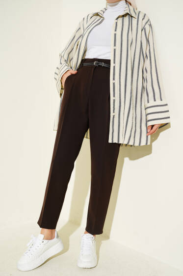 Dar Paça Pensli Kemerli Kumaş Pantolon Kahve - Pantolon