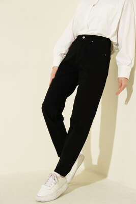 Dar Paça Siyah Pantolon 