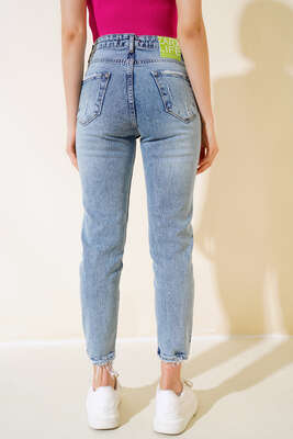 Dar Paça Yıpratmalı Kot Pantolon Açık Mavi - Kadın Giyim Modelleri