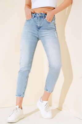 Dar Paça Yıpratmalı Kot Pantolon Buz Mavisi - Kadın Giyim Modelleri