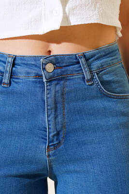 Dar Paça Yüksek Bel Kot Pantolon Açık Mavi - Kadın Giyim Modelleri