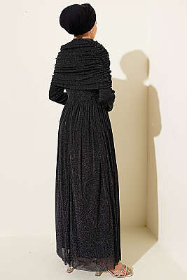 Degaje Yaka Görünümlü Simli Abiye Elbise Siyah - Elbise