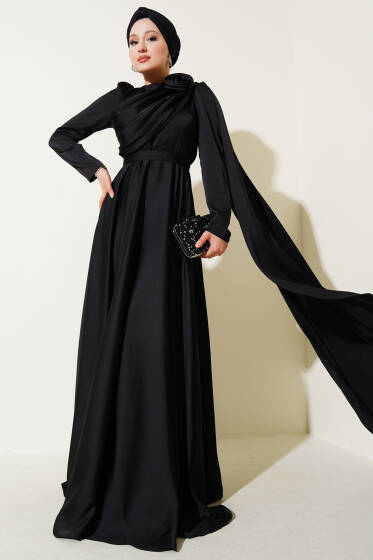 Degaje Yaka Pelerinli Abiye Elbise Siyah - Elbise