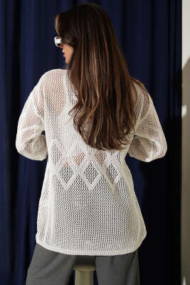 Delikli Baklava Desenli Triko Ajur Hırka Beyaz - Kadın Giyim Modelleri