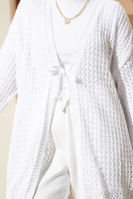 Delikli İp Bağcıklı Triko Hırka Beyaz - Triko Hırka