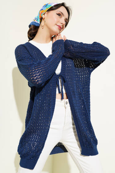 Delikli İp Bağcıklı Triko Hırka Lacivert - Hırka