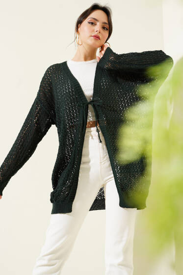 Delikli İp Bağcıklı Triko Hırka Zümrüt - Hırka