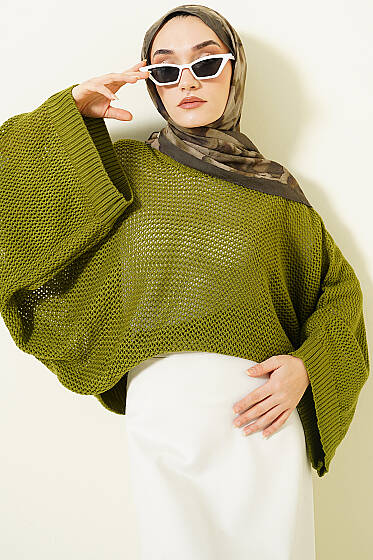 Delikli Yarasa Kol Triko Ajur Kazak Yeşil - Triko Kazak