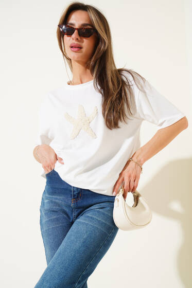 Deniz Yıldızı İncili T-Shirt Beyaz - Kadın Giyim Modelleri