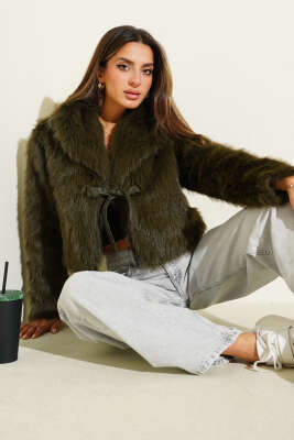 Deri Fiyonk Detaylı Kürk Mont Haki 